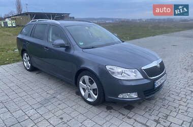 Универсал Skoda Octavia 2010 в 