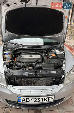 Лифтбек Skoda Octavia 2010 в 