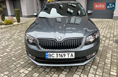 Универсал Skoda Octavia 2015 в Львове