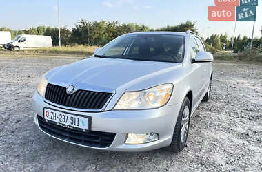 Універсал Skoda Octavia 2009 в Одесі