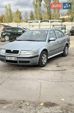 Лифтбек Skoda Octavia 2003 в Запорожье