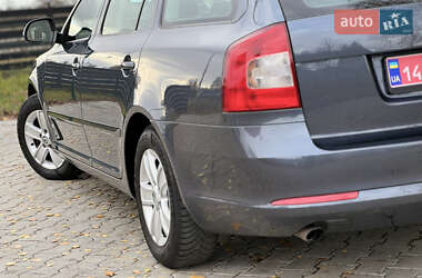 Универсал Skoda Octavia 2010 в Стрые