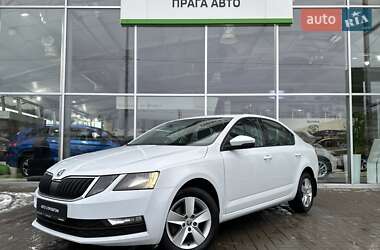 Лифтбек Skoda Octavia 2017 в Киеве