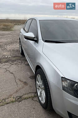 Лифтбек Skoda Octavia 2014 в Новомосковске