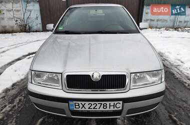 Лифтбек Skoda Octavia 2002 в Чернигове