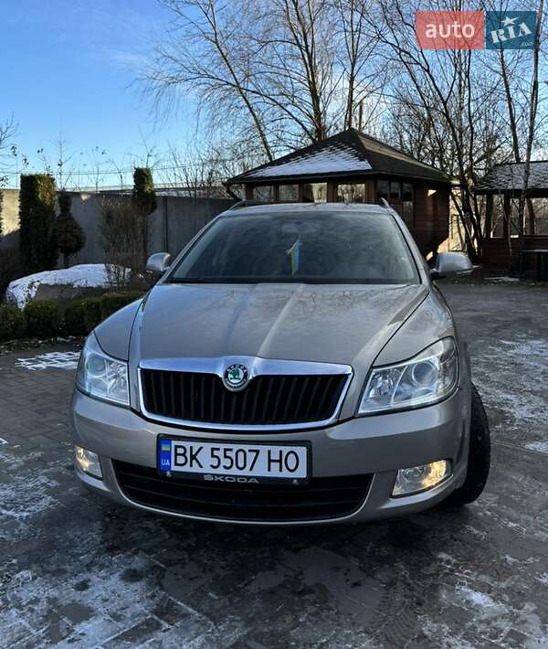 Універсал Skoda Octavia 2010 в Рівному фото 2 Універсал Skoda Octavia 2010 в Рівному