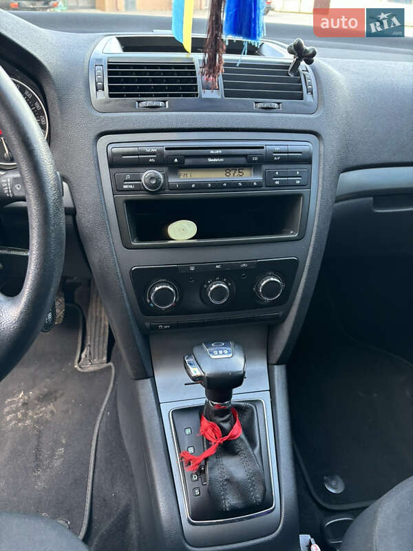 Універсал Skoda Octavia 2010 в Рівному фото 17 Універсал Skoda Octavia 2010 в Рівному