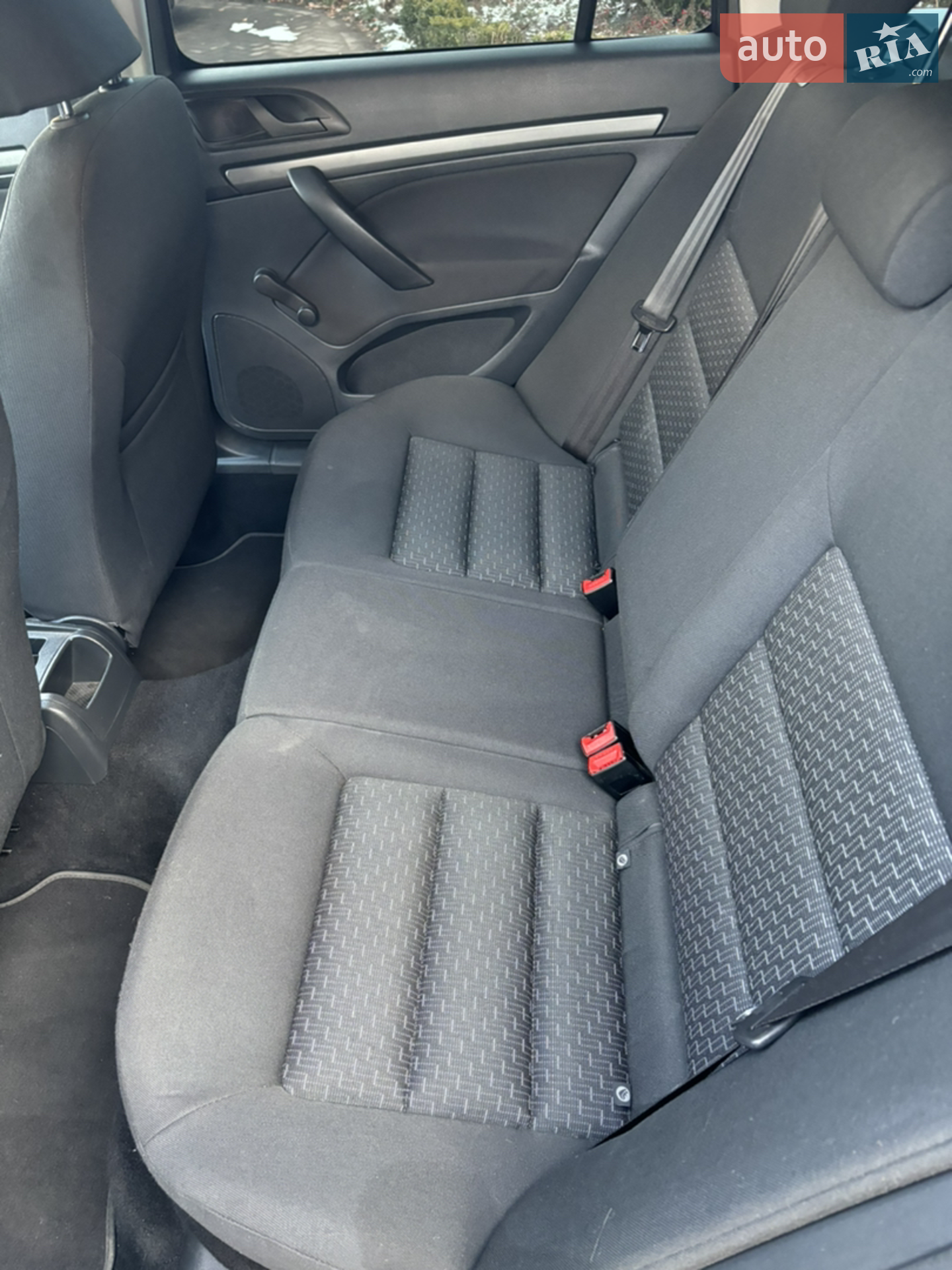 2010 Skoda Octavia - мініатюра 21