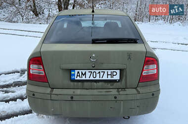 Лифтбек Skoda Octavia 2003 в Житомире