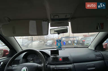 Лифтбек Skoda Octavia 2001 в 