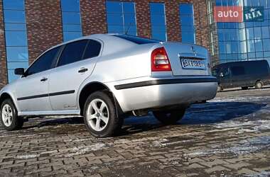 Лифтбек Skoda Octavia 2001 в Черновцах