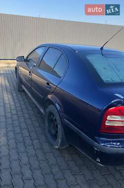 Лифтбек Skoda Octavia 2001 в 