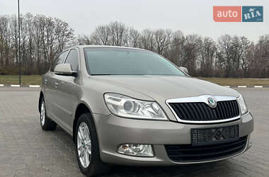 Лифтбек Skoda Octavia 2012 в Петрове