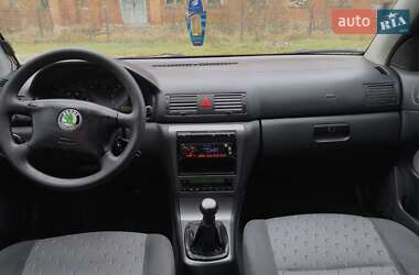 Лифтбек Skoda Octavia 2003 в Надворной