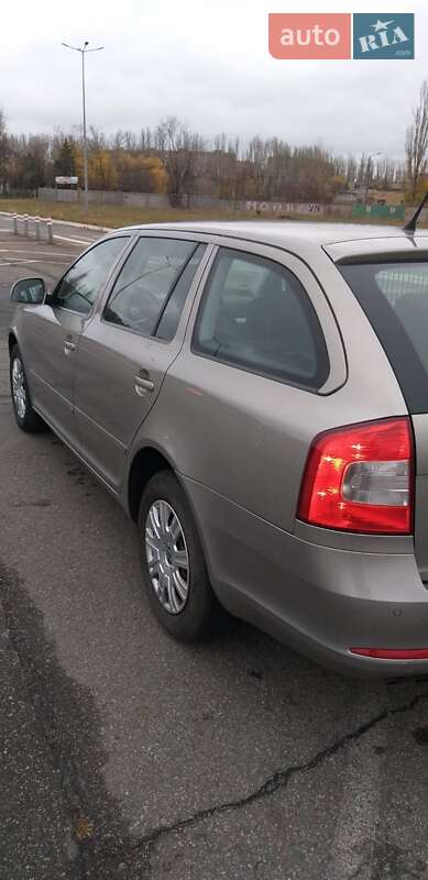 Универсал Skoda Octavia 2011 в Кривом Роге