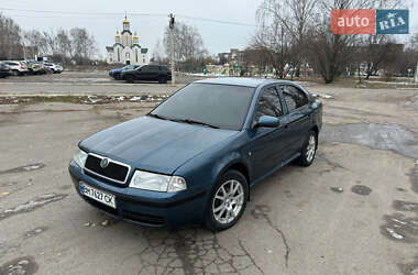 Лифтбек Skoda Octavia 2003 в Конотопе