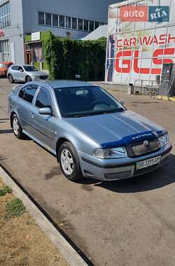 Лифтбек Skoda Octavia 2004 в Днепре