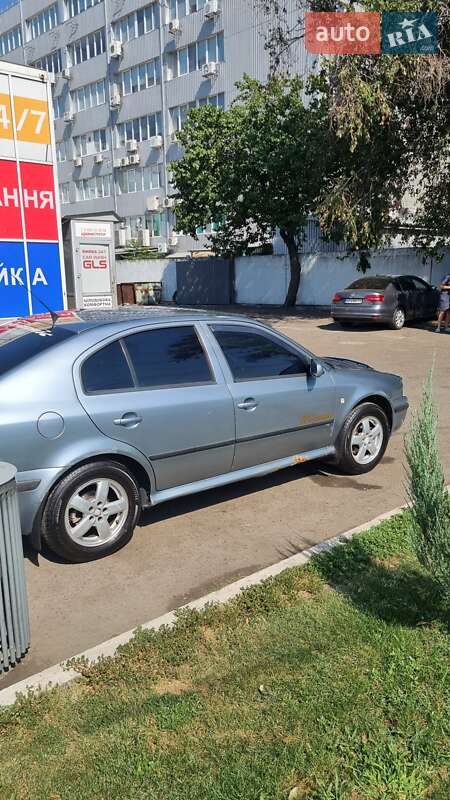 Лифтбек Skoda Octavia 2004 в Днепре