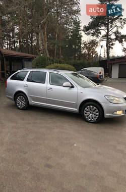 Универсал Skoda Octavia 2012 в 