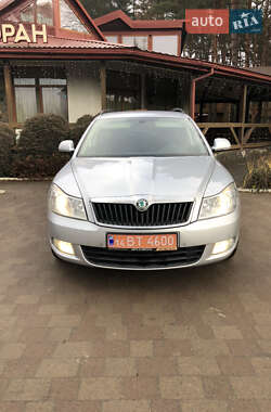 Универсал Skoda Octavia 2012 в 
