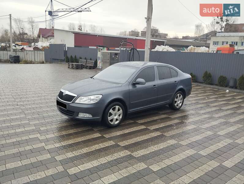 Лифтбек Skoda Octavia 2011 в Львове