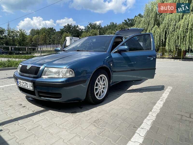 Універсал Skoda Octavia 2003 в Вінниці