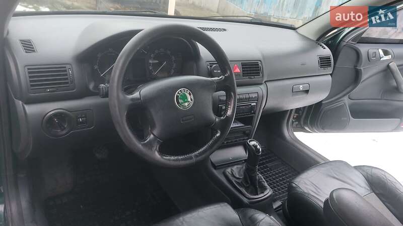 Универсал Skoda Octavia 2002 в 