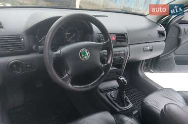Универсал Skoda Octavia 2002 в 