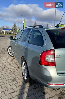 Универсал Skoda Octavia 2010 в Буске