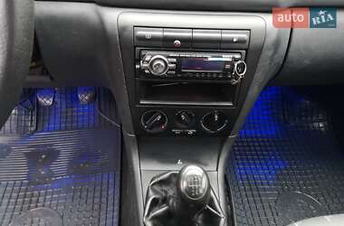 Лифтбек Skoda Octavia 2008 в 