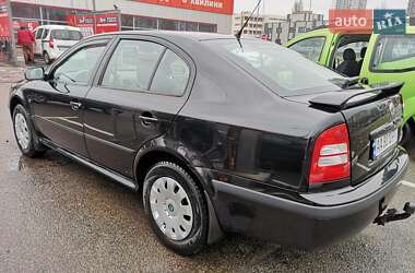 Лифтбек Skoda Octavia 2008 в 