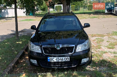 Универсал Skoda Octavia 2012 в 