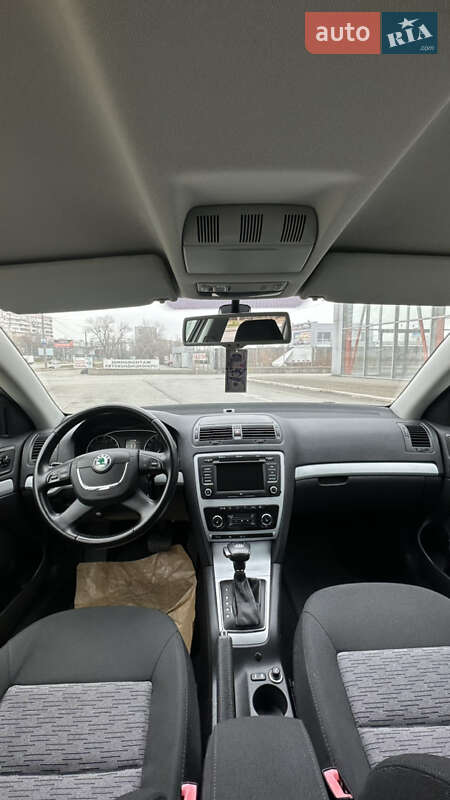 Універсал Skoda Octavia 2011 в Запоріжжі
