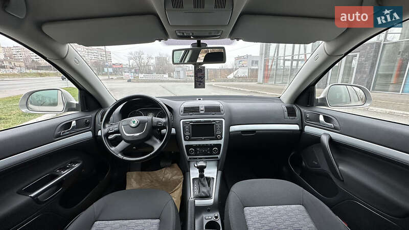 Універсал Skoda Octavia 2011 в Запоріжжі