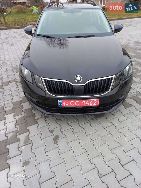 Универсал Skoda Octavia 2020 в Богородчанах