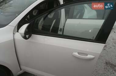 Лифтбек Skoda Octavia 2013 в 