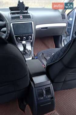 Лифтбек Skoda Octavia 2010 в Хусте