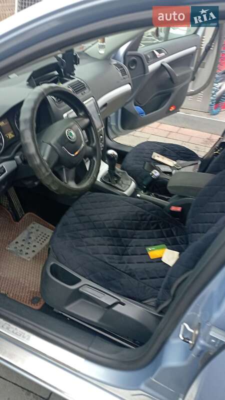Лифтбек Skoda Octavia 2010 в Хусте
