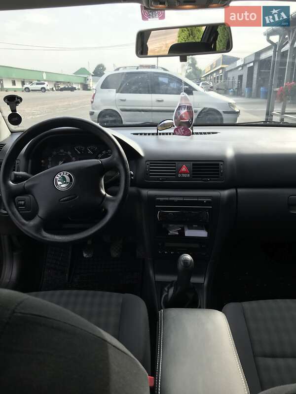 Універсал Skoda Octavia 2008 в Димері