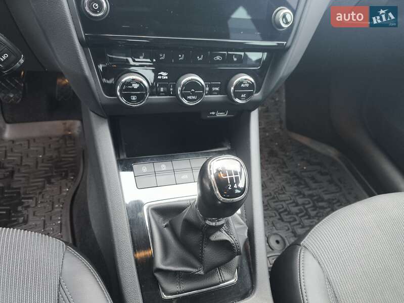 Универсал Skoda Octavia 2019 в Горохове