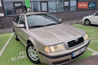 Універсал Skoda Octavia 2004 в Черкасах