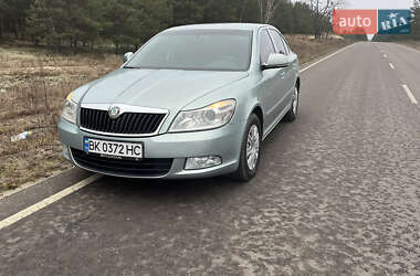 Лифтбек Skoda Octavia 2010 в Сарнах