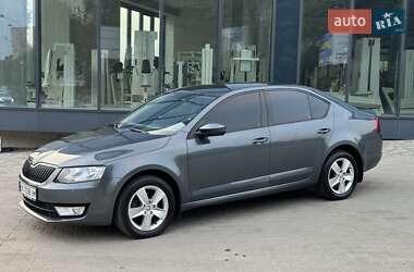 Лифтбек Skoda Octavia 2016 в Ровно