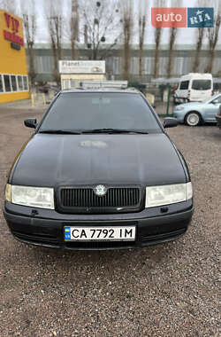 Лифтбек Skoda Octavia 2002 в Черкассах