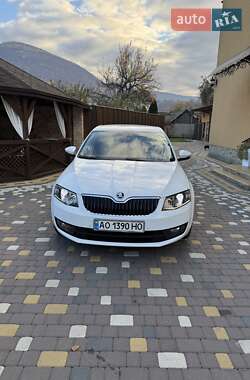 Лифтбек Skoda Octavia 2015 в Тячеве