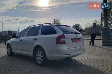 Універсал Skoda Octavia 2009 в Сарнах