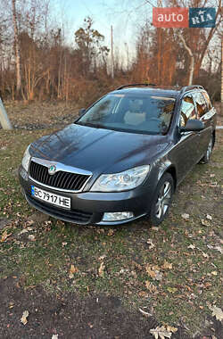 Универсал Skoda Octavia 2012 в Рава-Русской