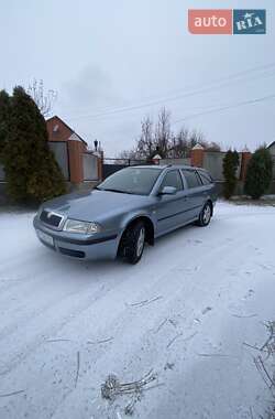 Универсал Skoda Octavia 2001 в Ромнах