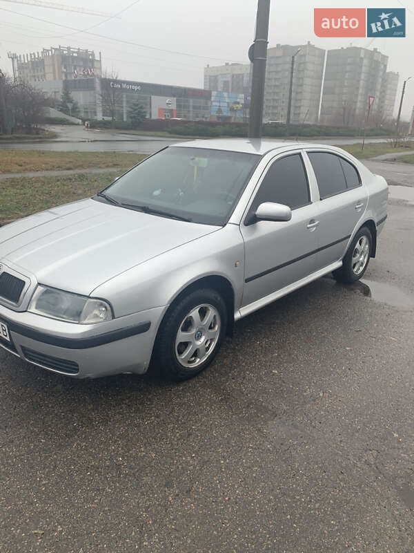 Ліфтбек Skoda Octavia 2004 в Полтаві