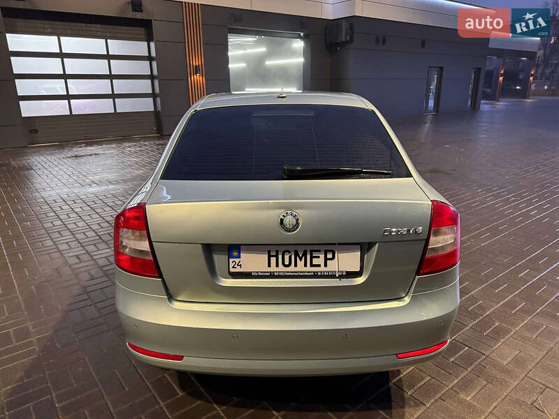 Ліфтбек Skoda Octavia 2009 в Черкасах